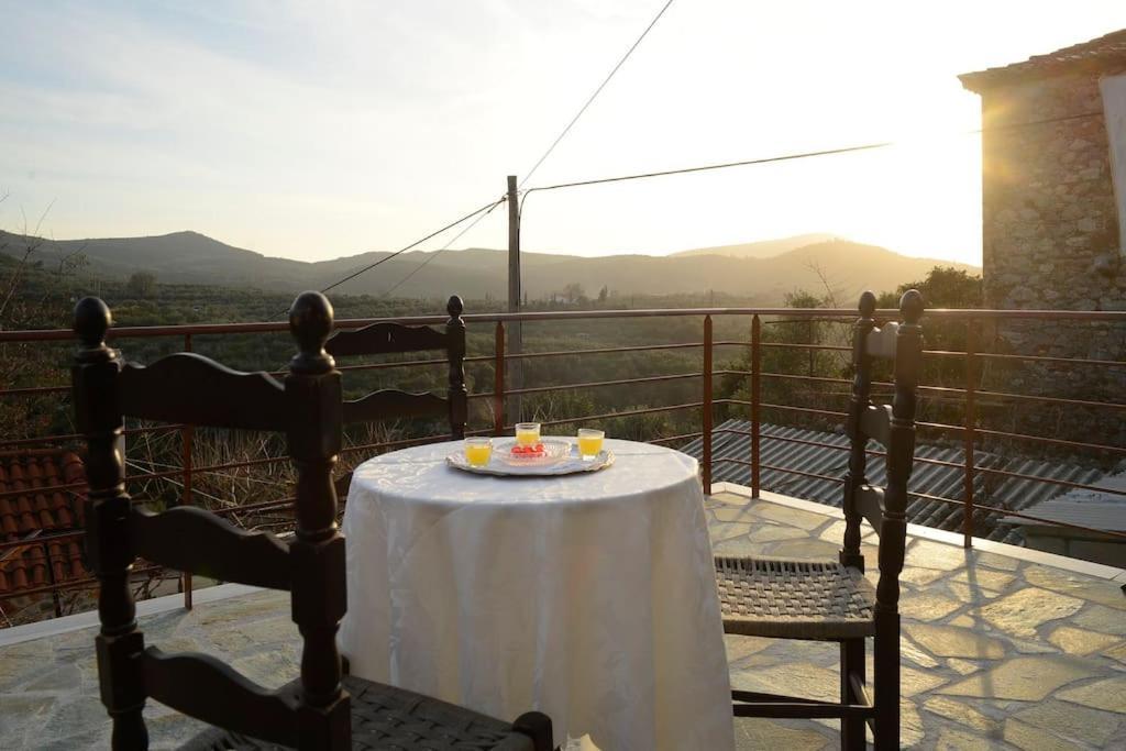 A Small Paradise In Mani With Local Hospitality Orovas エクステリア 写真