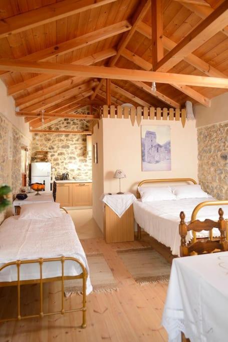 A Small Paradise In Mani With Local Hospitality Orovas エクステリア 写真
